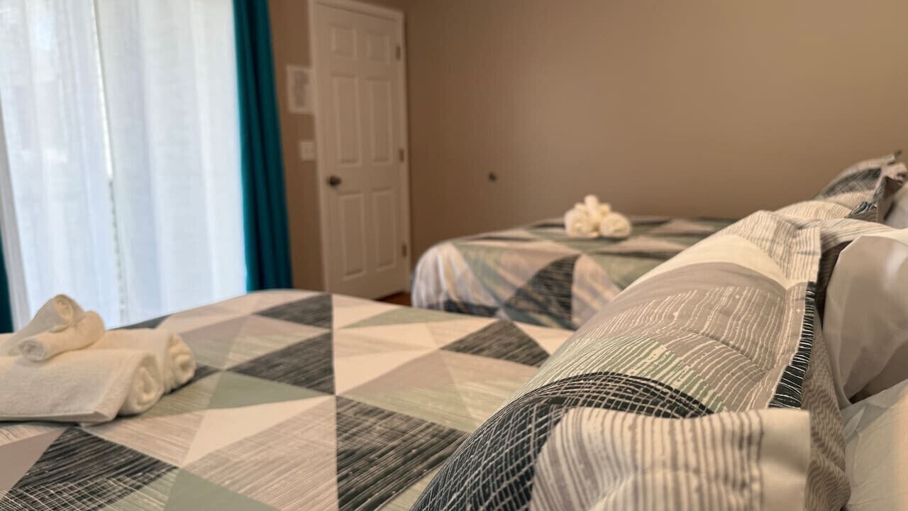 Photo of Bedroom in Downtown Niagara Falls