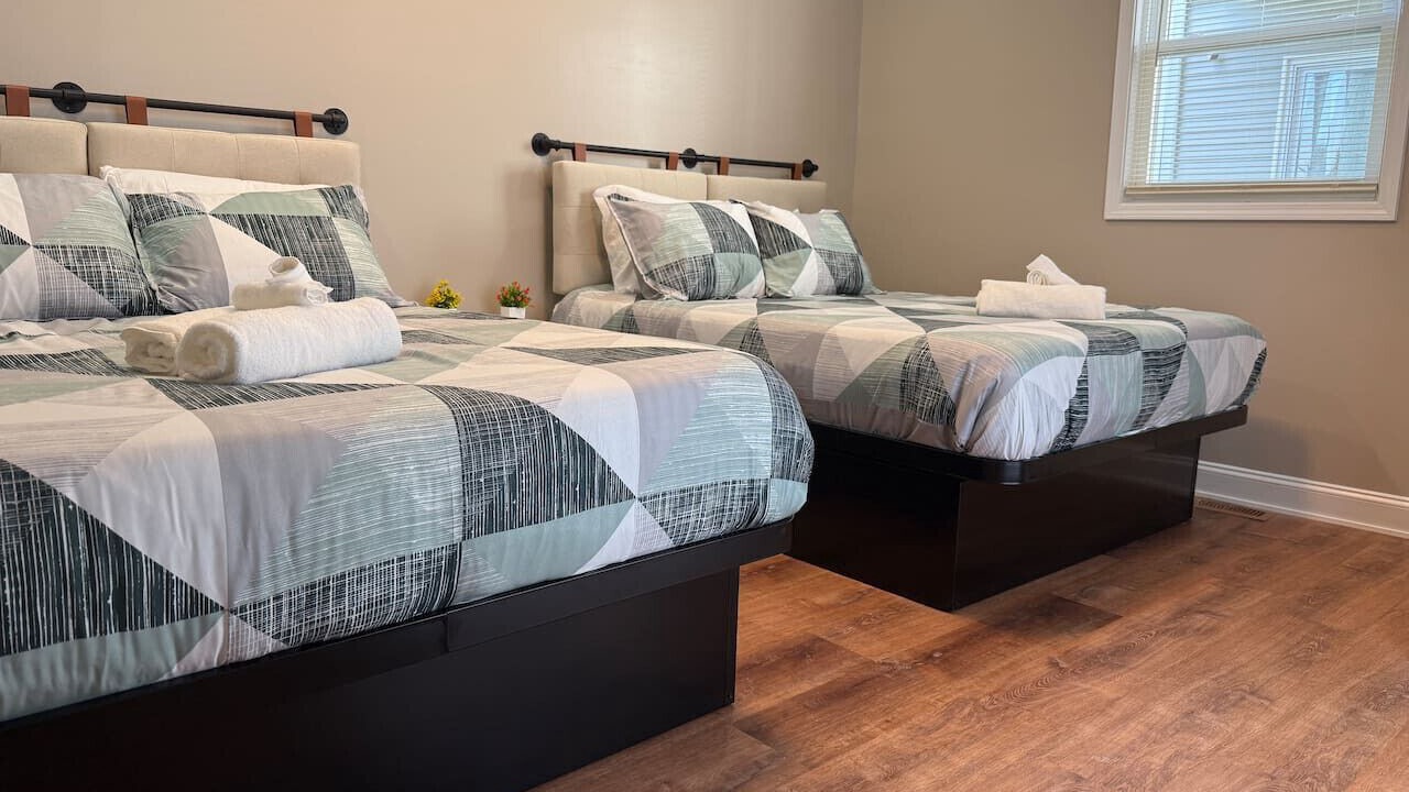 Photo of Bedroom in Downtown Niagara Falls