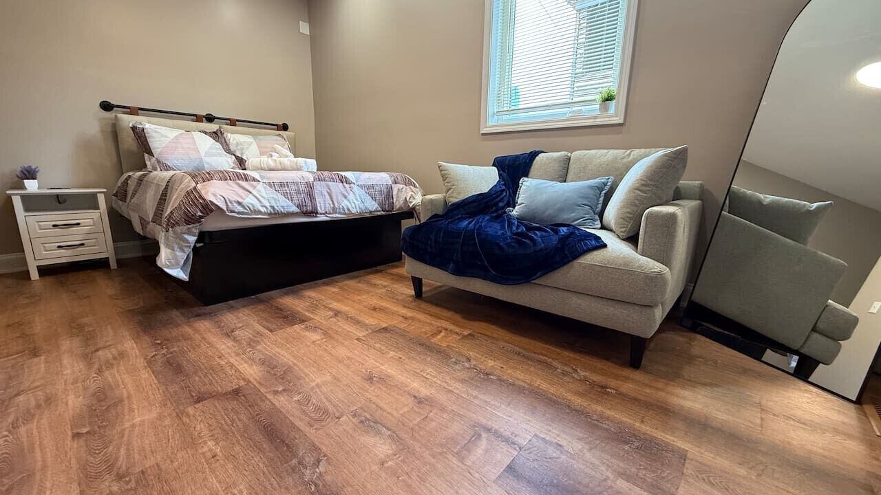 Photo of Bedroom in Downtown Niagara Falls