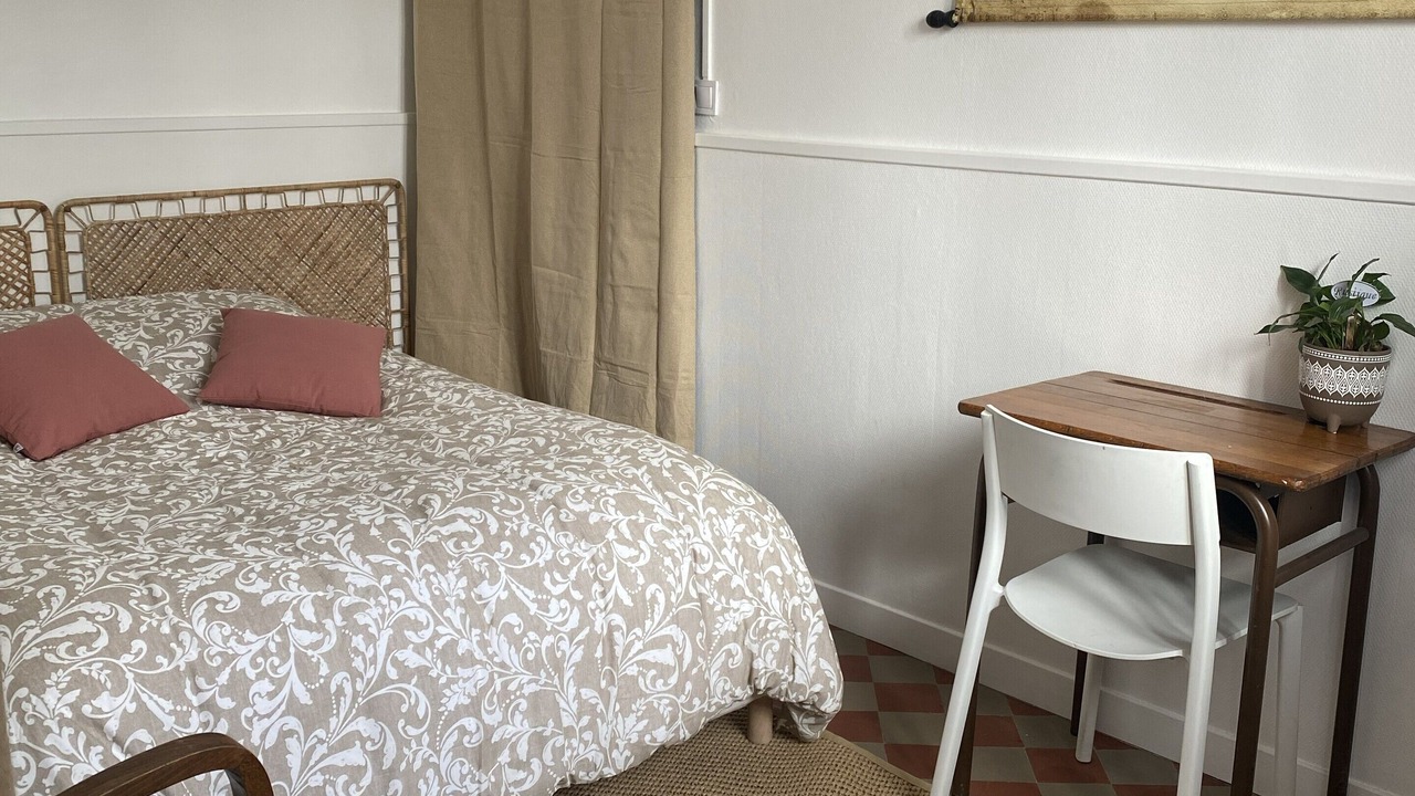 Photo of Bedroom in Mery-sur-Oise