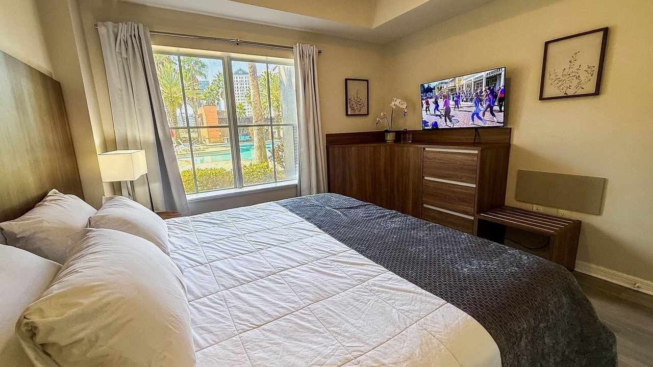 Photo of Bedroom in Florida Center