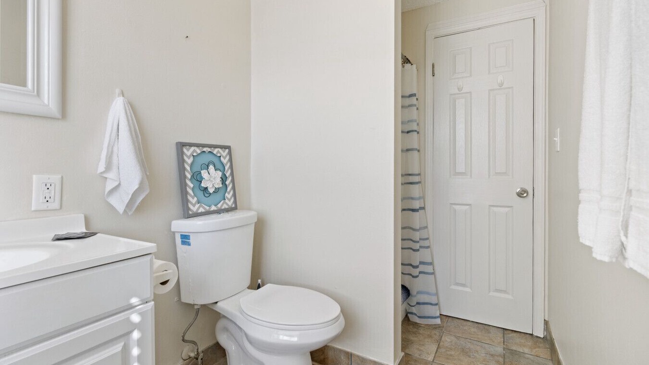 Photo of Bathroom in Tulane - Gravier