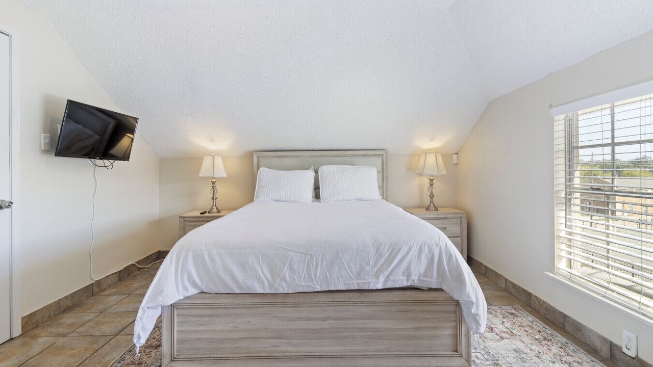 Photo of Bedroom in Tulane - Gravier