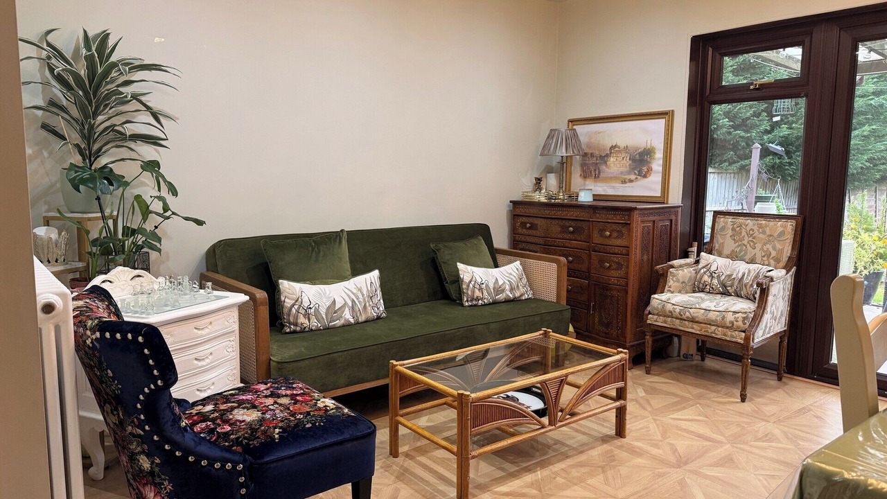 Photo of Livingroom in Bray on Thames