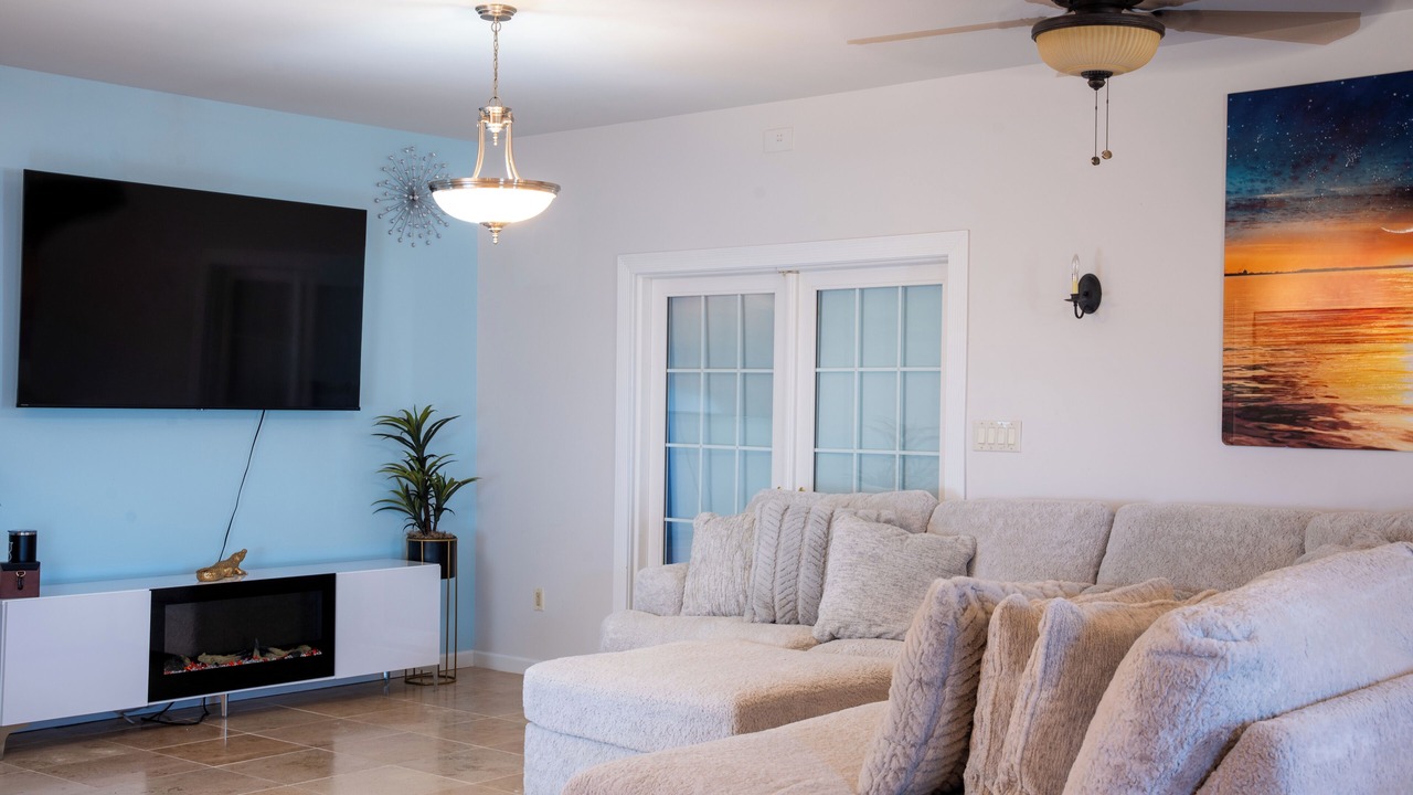 Photo of Livingroom in Tampa