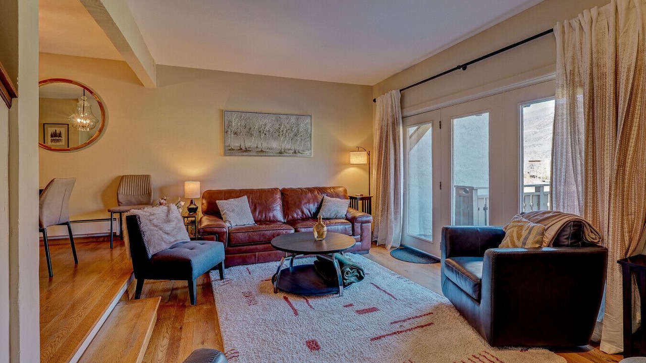 Photo of Livingroom in Eagle-Vail