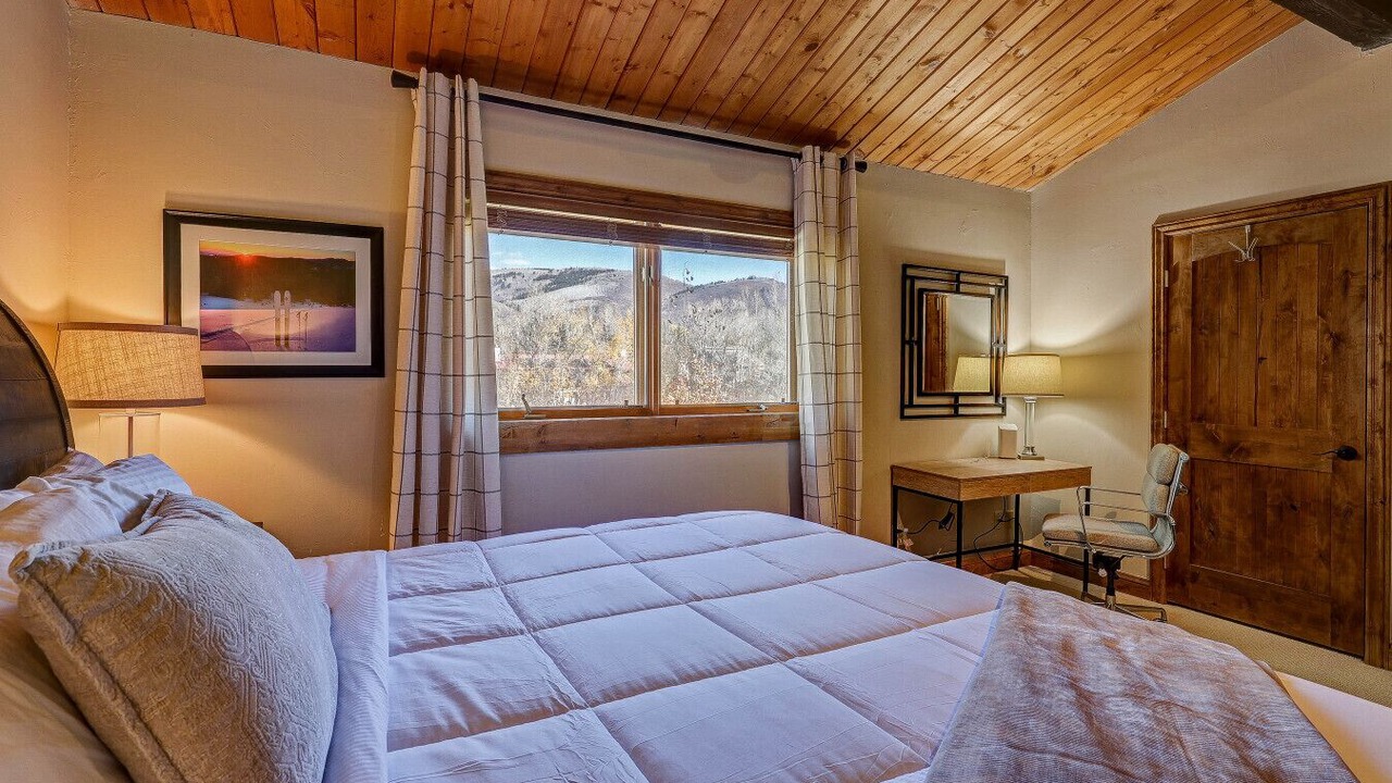 Photo of Bedroom in Eagle-Vail
