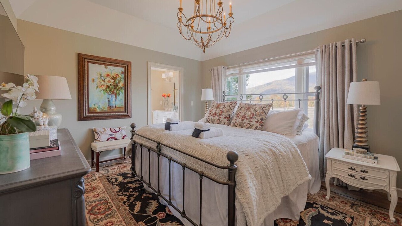 Photo of Bedroom in Roseland