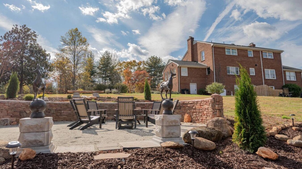 Photo of Outdoor in Roseland