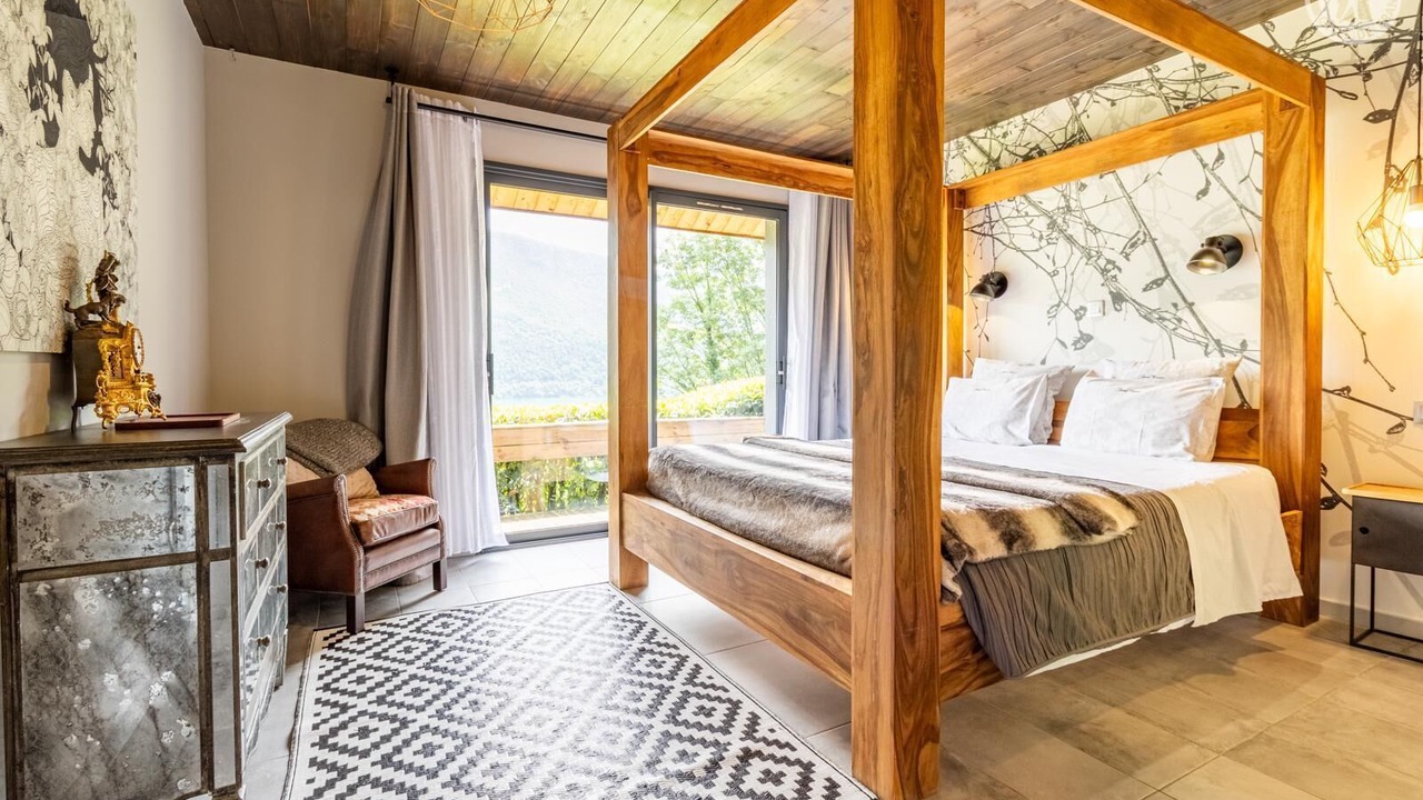 Photo of Bedroom in Novalaise