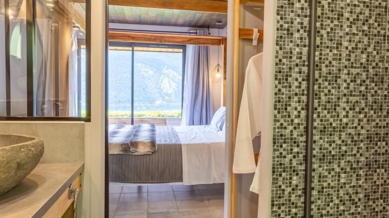 Photo of Bedroom in Novalaise