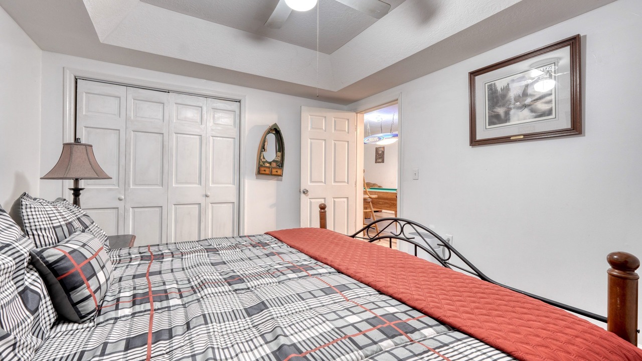 Photo of Bedroom in Hayesville