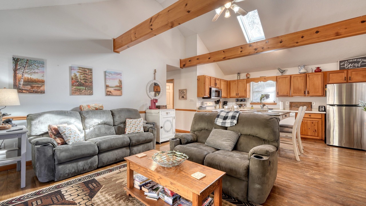Photo of Livingroom in Hayesville
