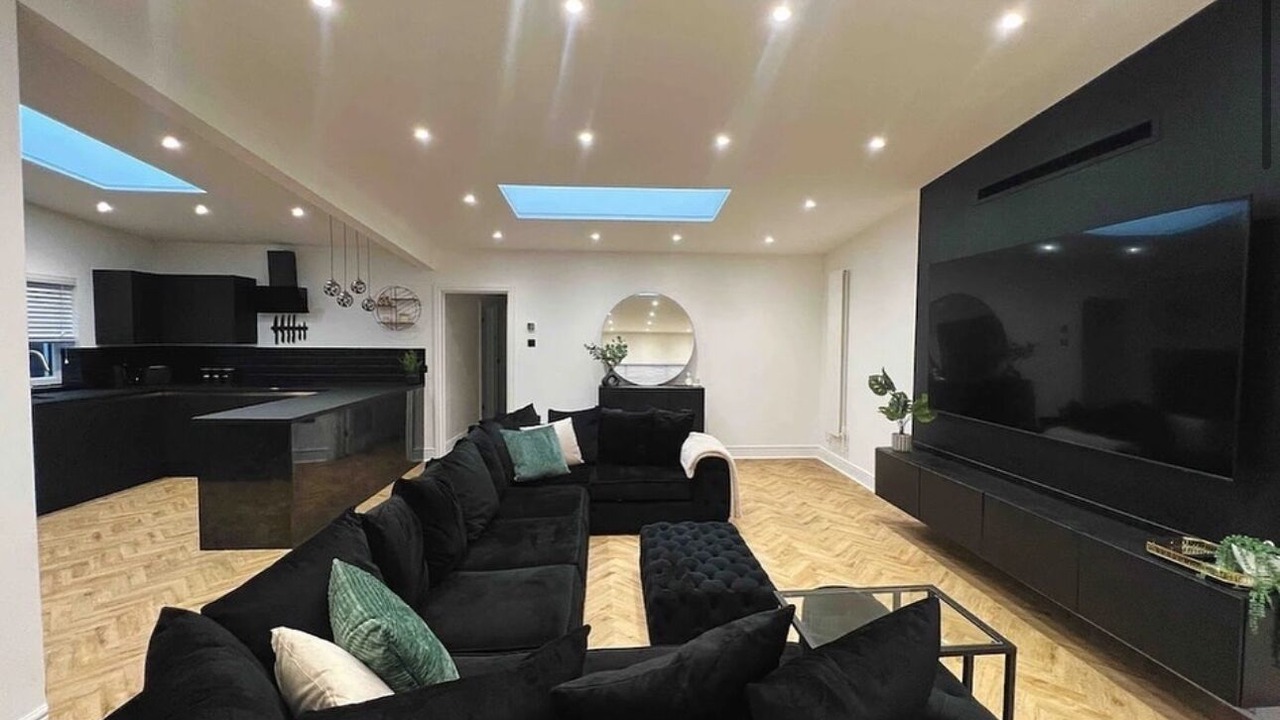 Photo of Livingroom in Baglan