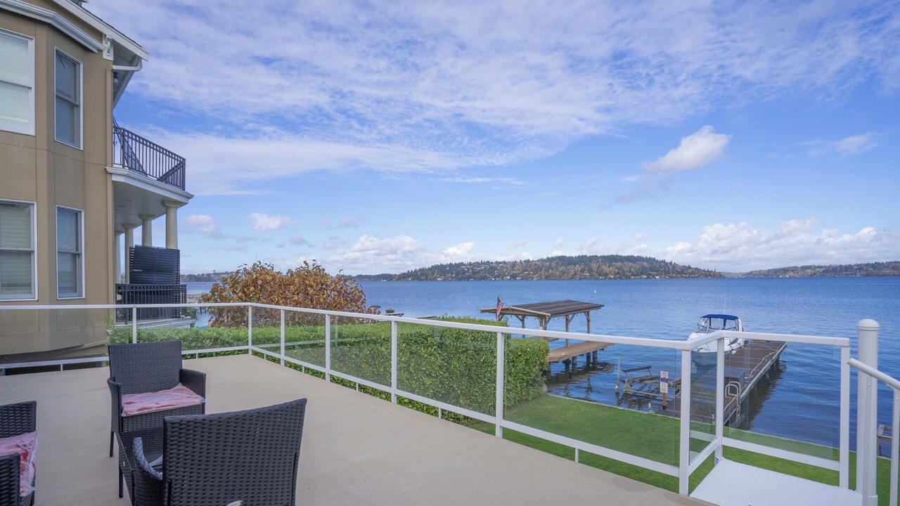 Photo of Patio Balcony in Bryn Mawr-Skyway