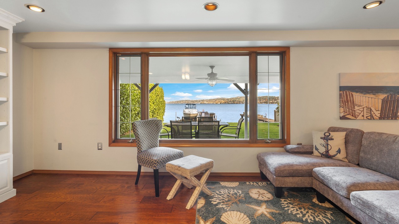 Photo of Livingroom in Bryn Mawr-Skyway