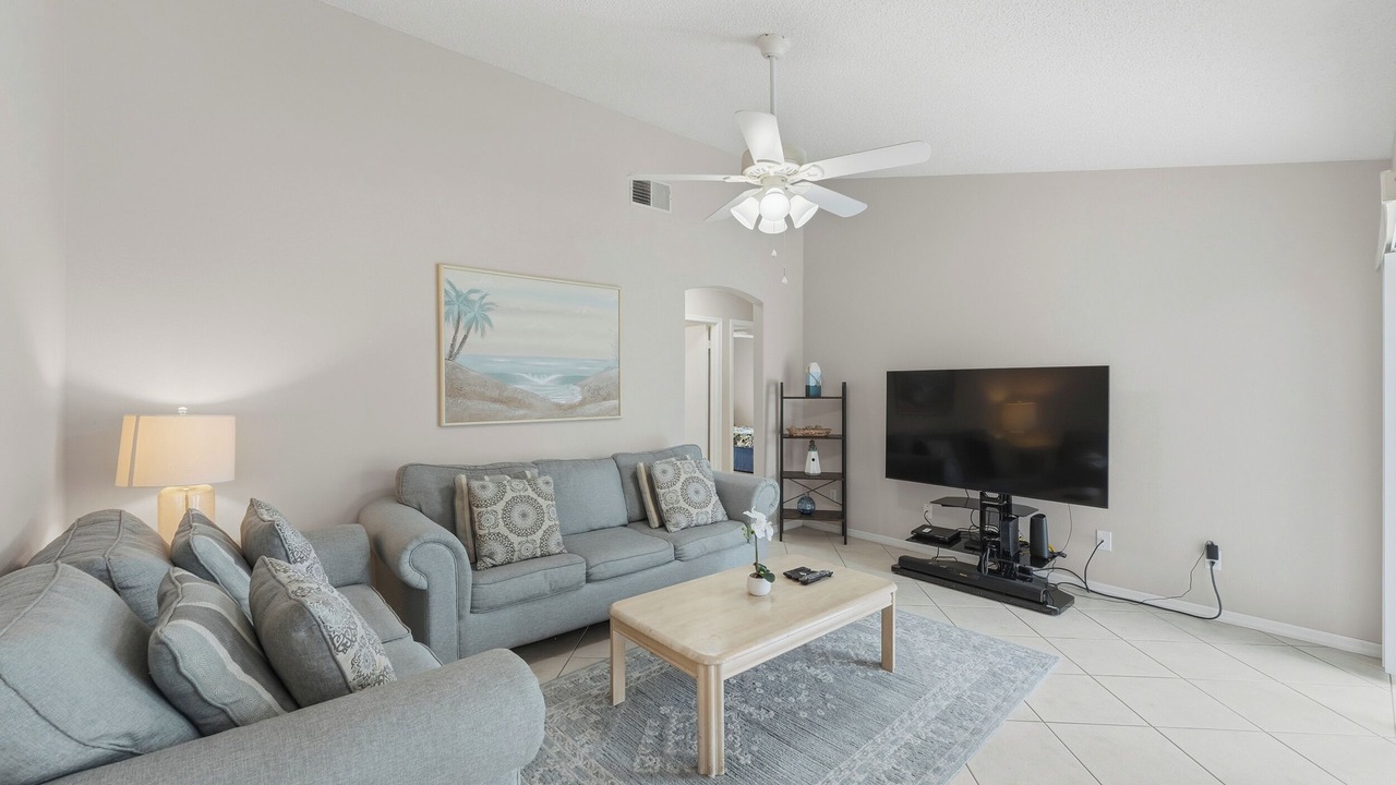 Photo of Livingroom in Indian Ridge