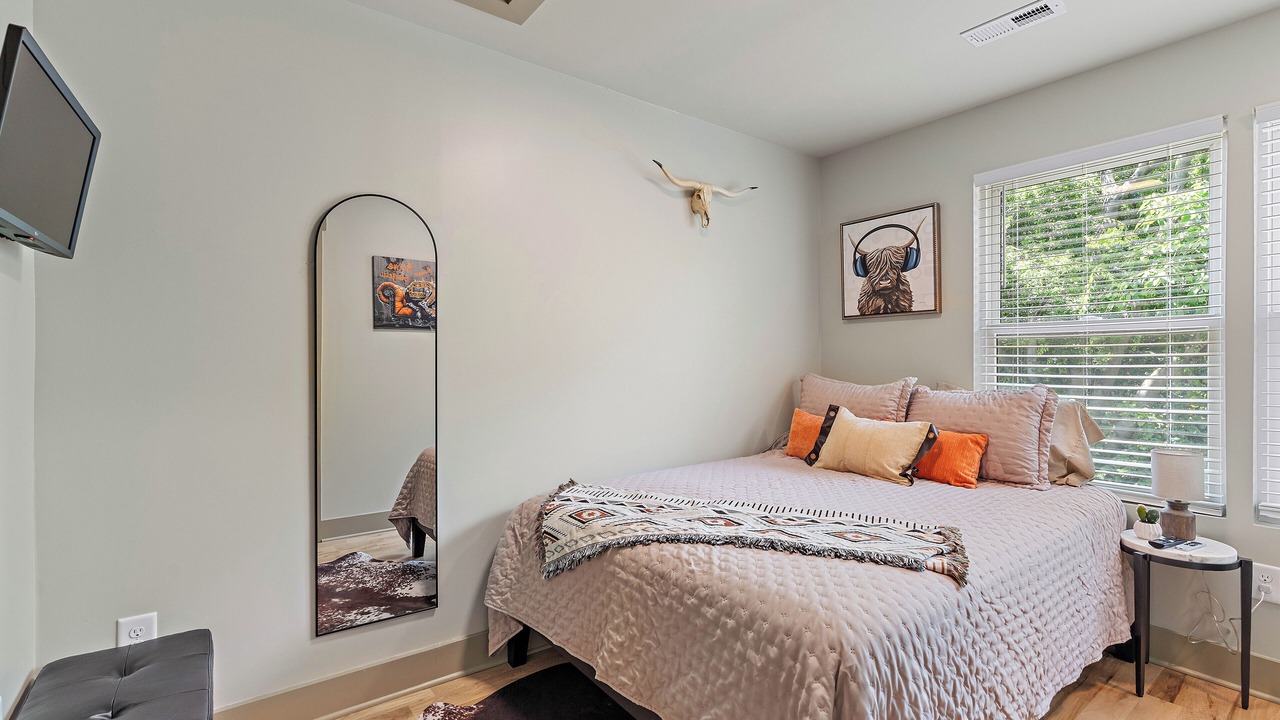 Photo of Bedroom in Hope Gardens