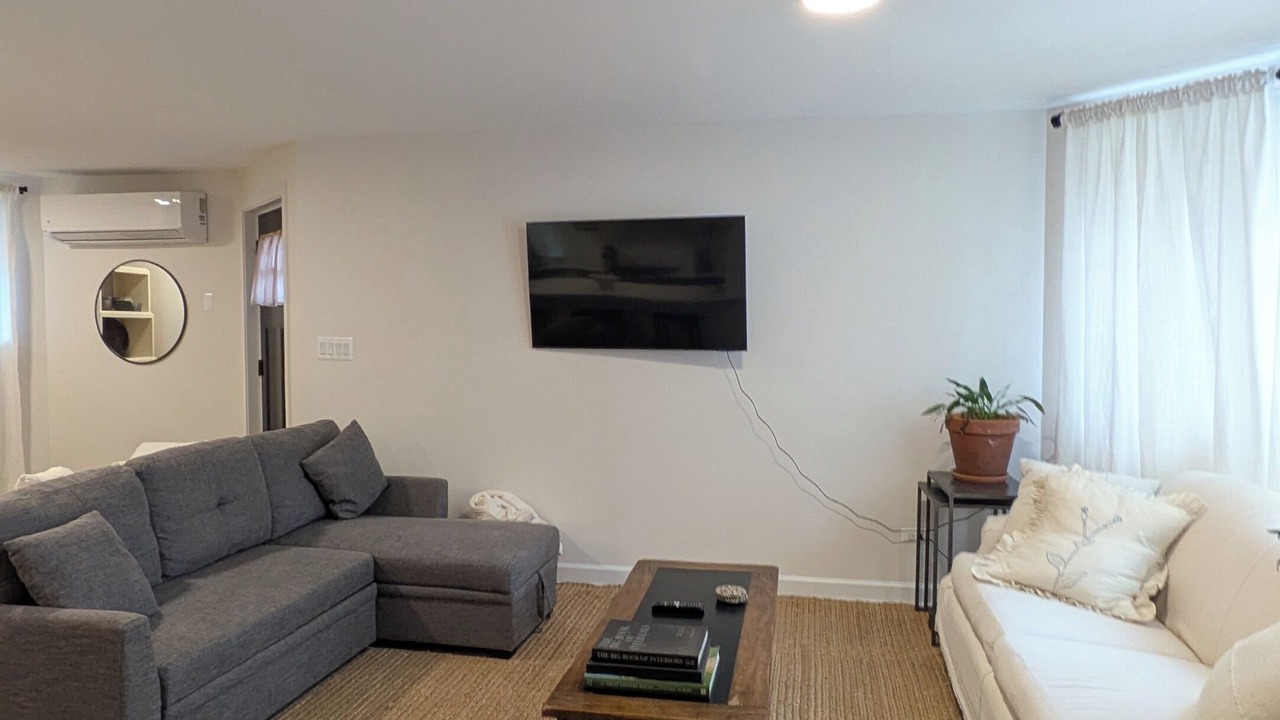 Photo of Livingroom in Palmer Square