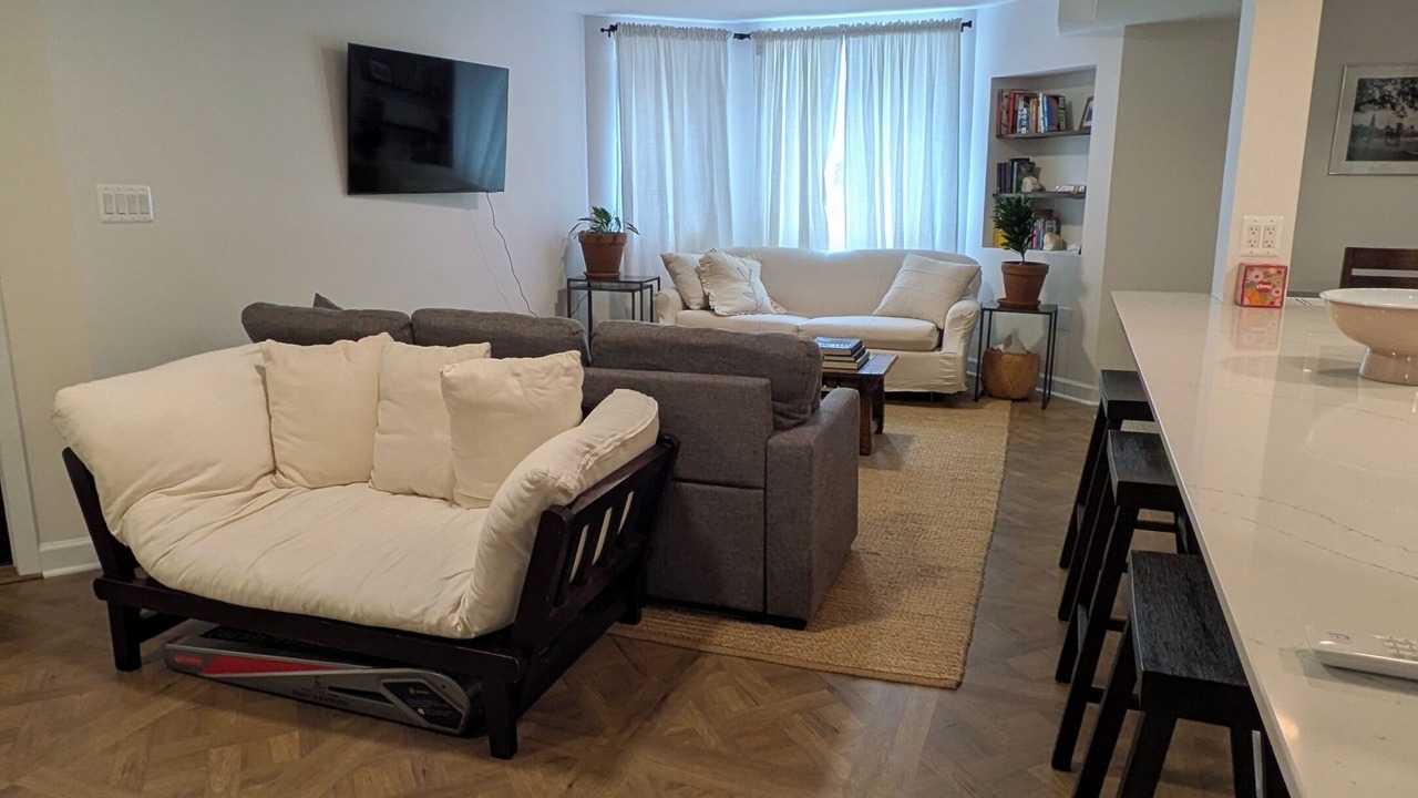 Photo of Livingroom in Palmer Square