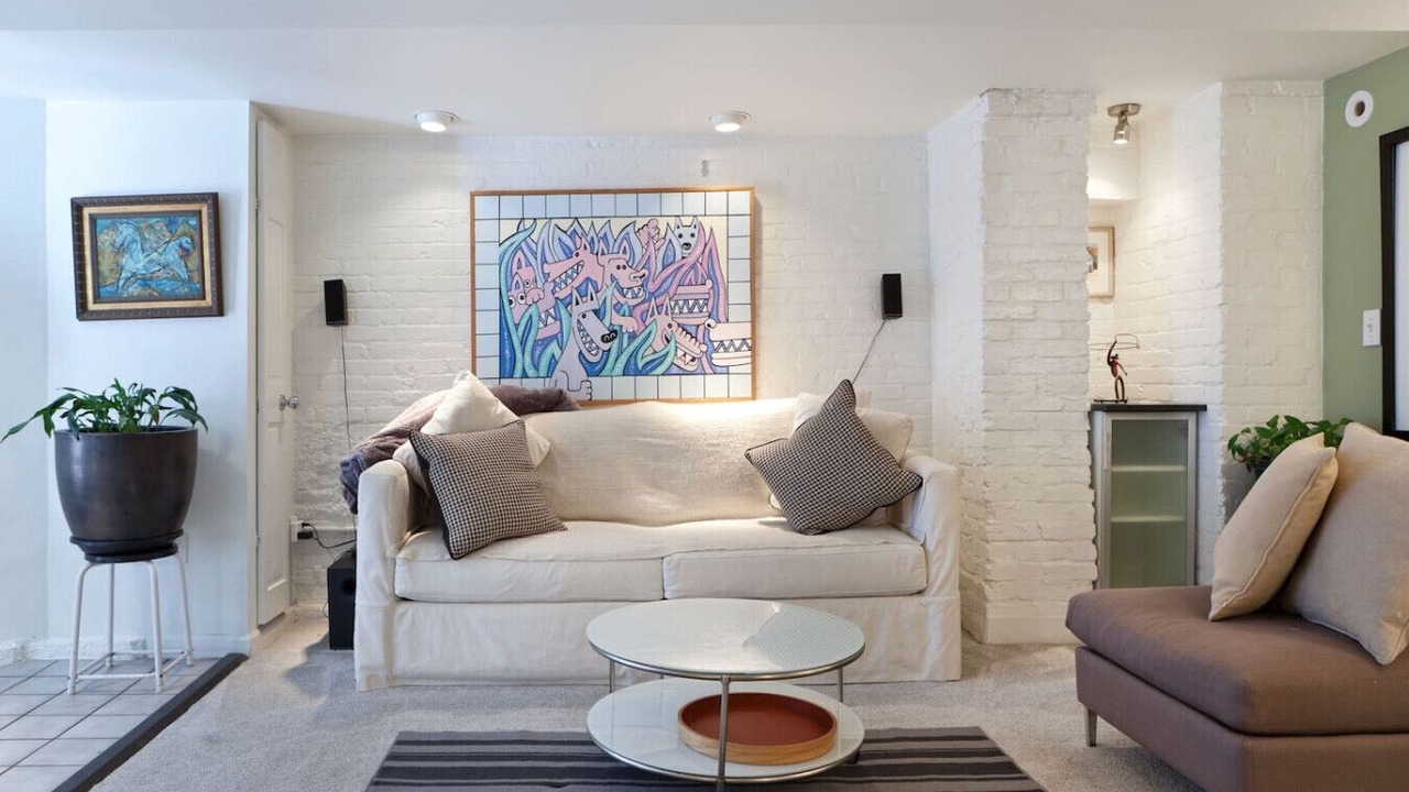 Photo of Livingroom in Mount Vernon Square