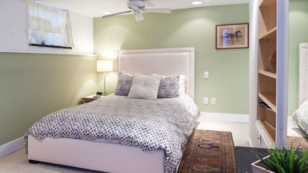 Photo of Bedroom in Mount Vernon Square