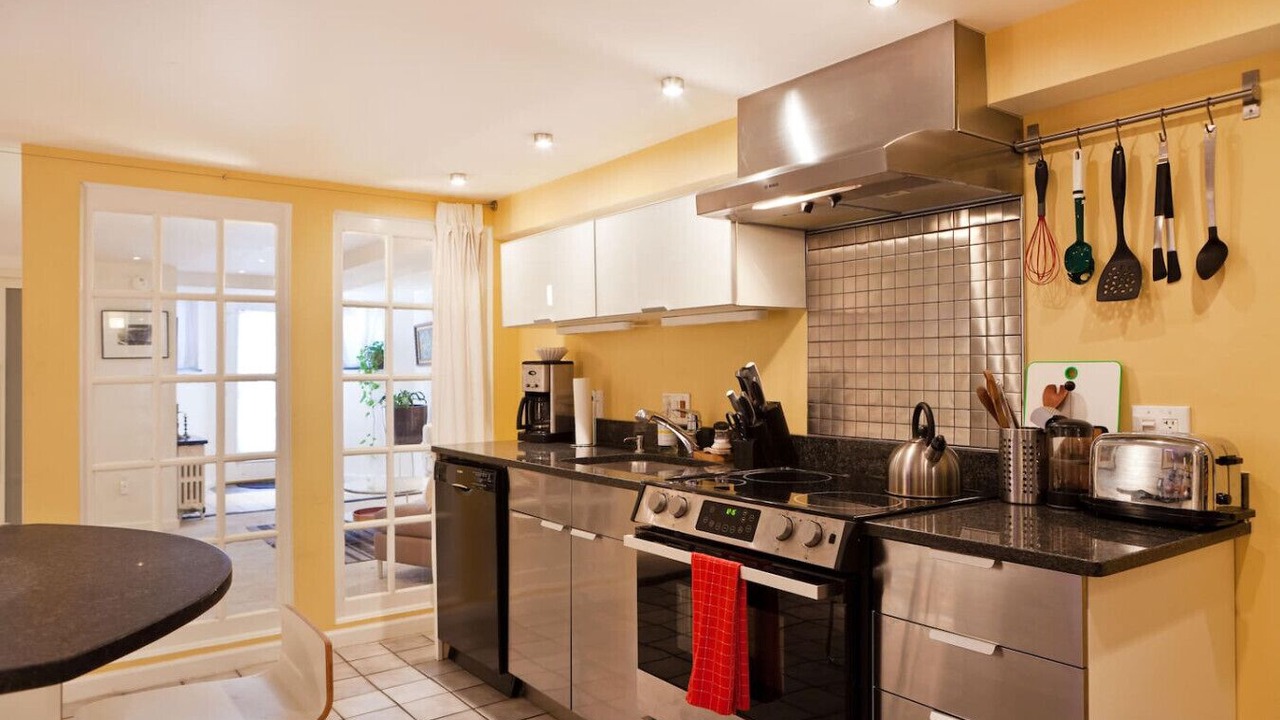 Photo of Kitchen in Mount Vernon Square