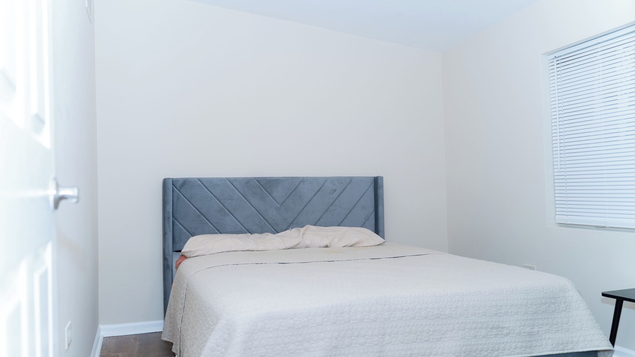 Photo of Bedroom in Carpentersville