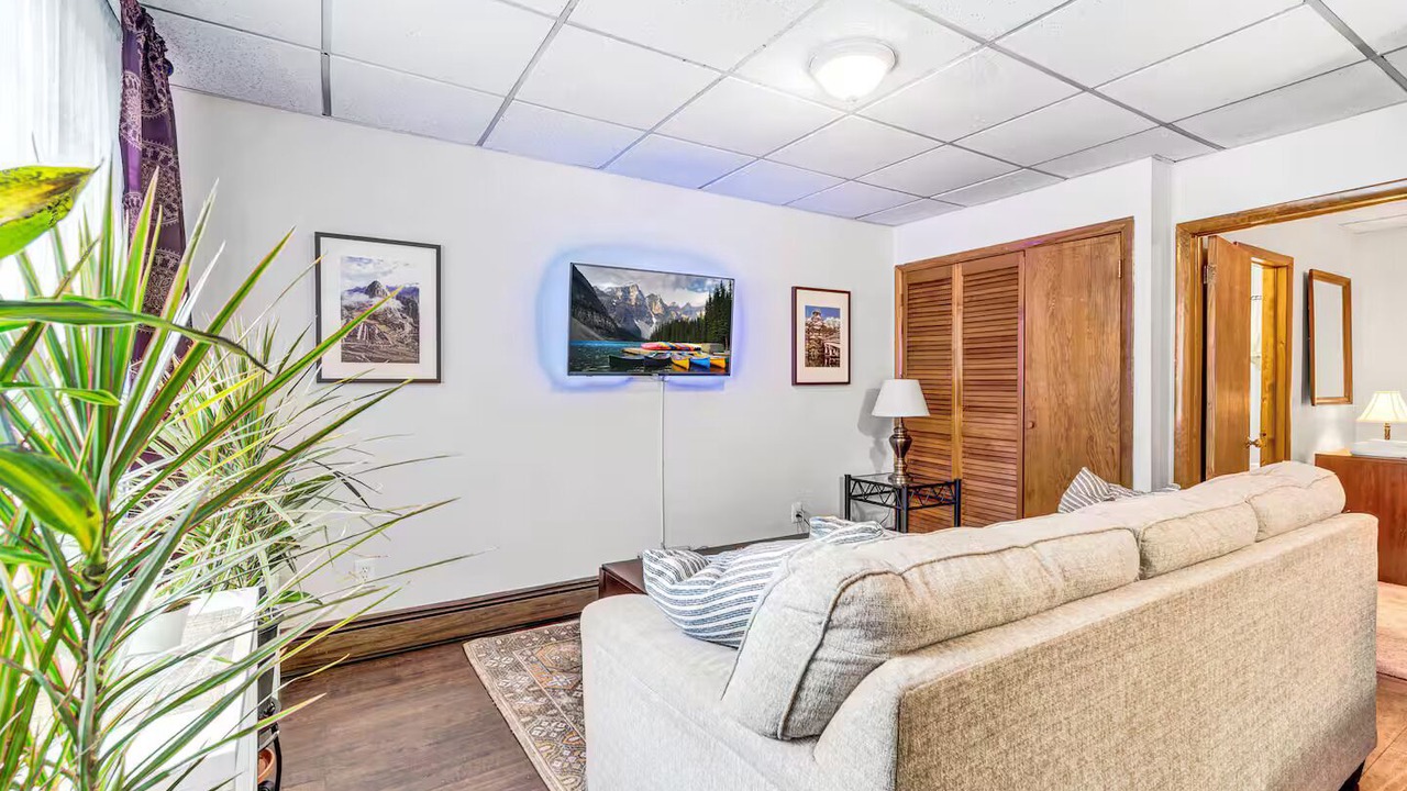 Photo of Livingroom in Swarthmore