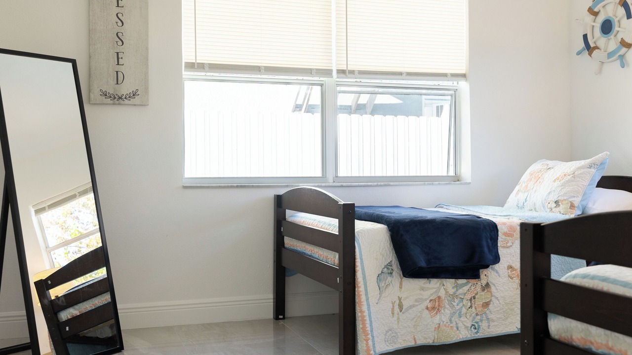 Photo of Bedroom in Hudson Beach Estates