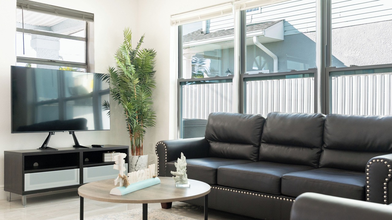Photo of Livingroom in Hudson Beach Estates