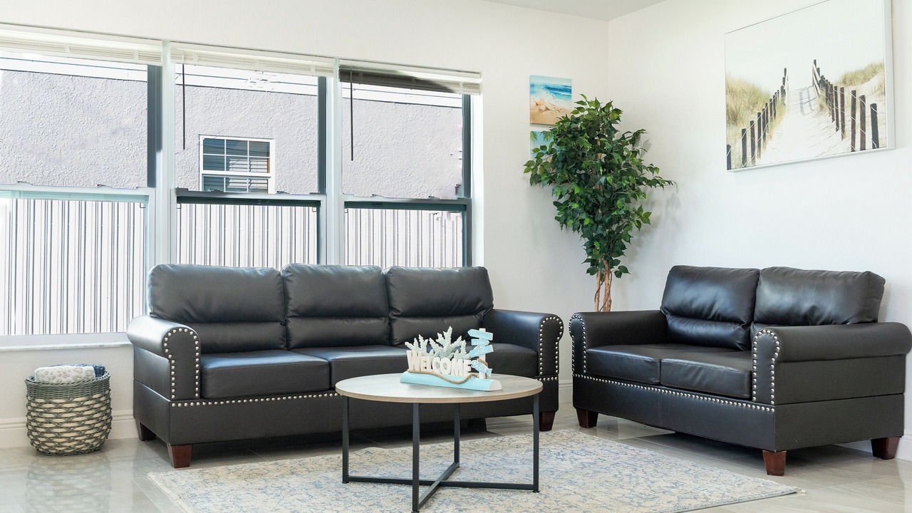 Photo of Livingroom in Hudson Beach Estates