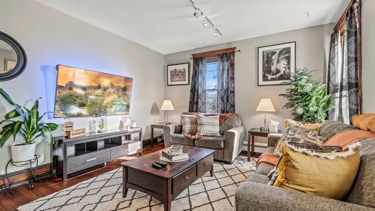 Photo of Livingroom in Swarthmore