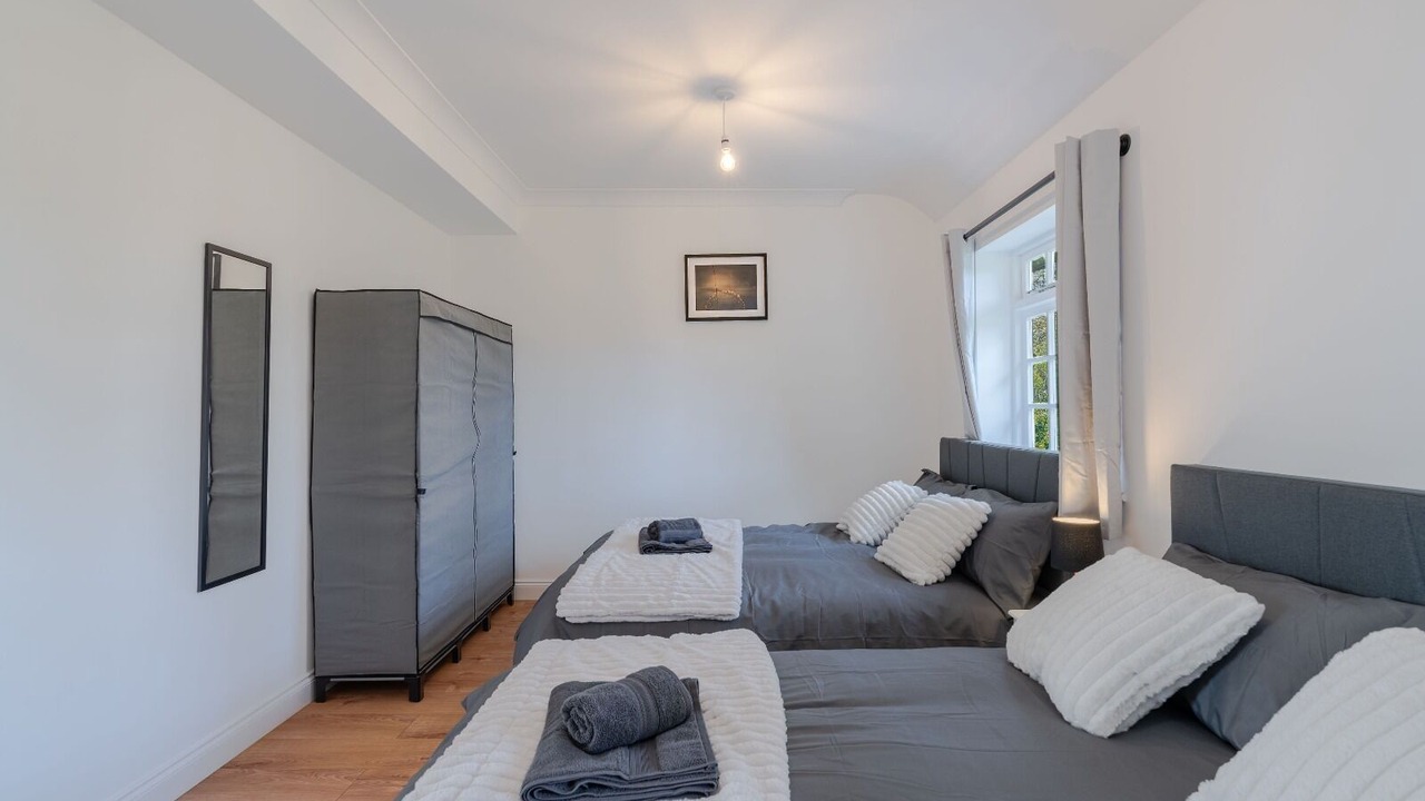 Photo of Others in Roehampton