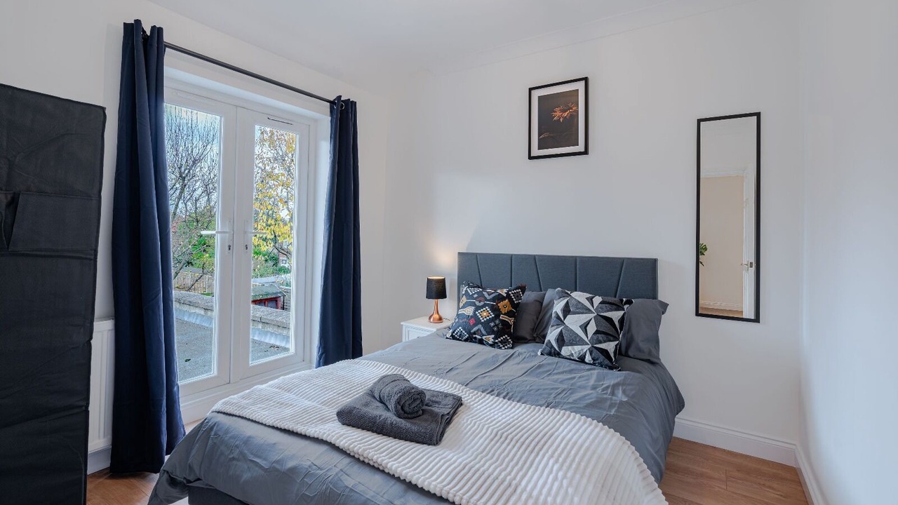 Photo of Others in Roehampton