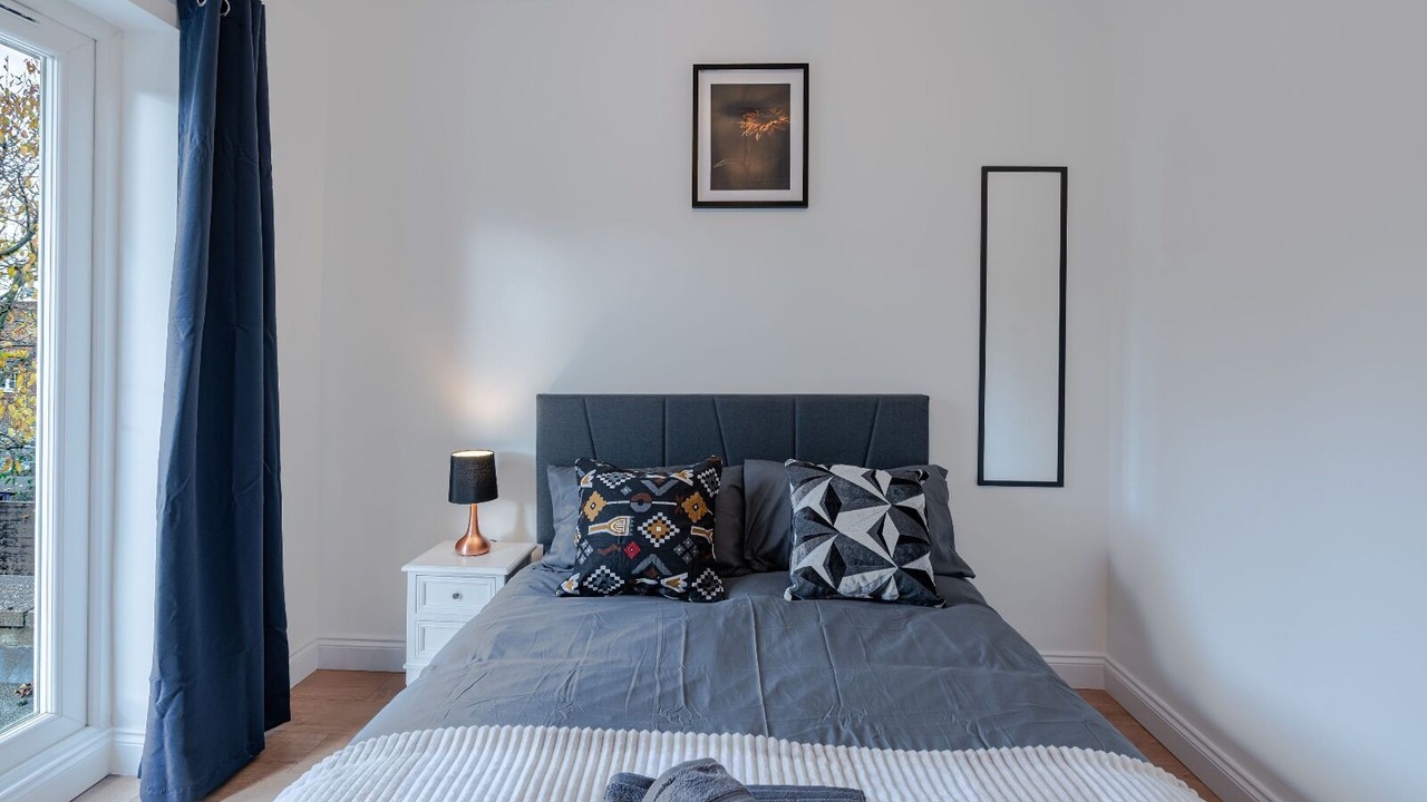 Photo of Others in Roehampton