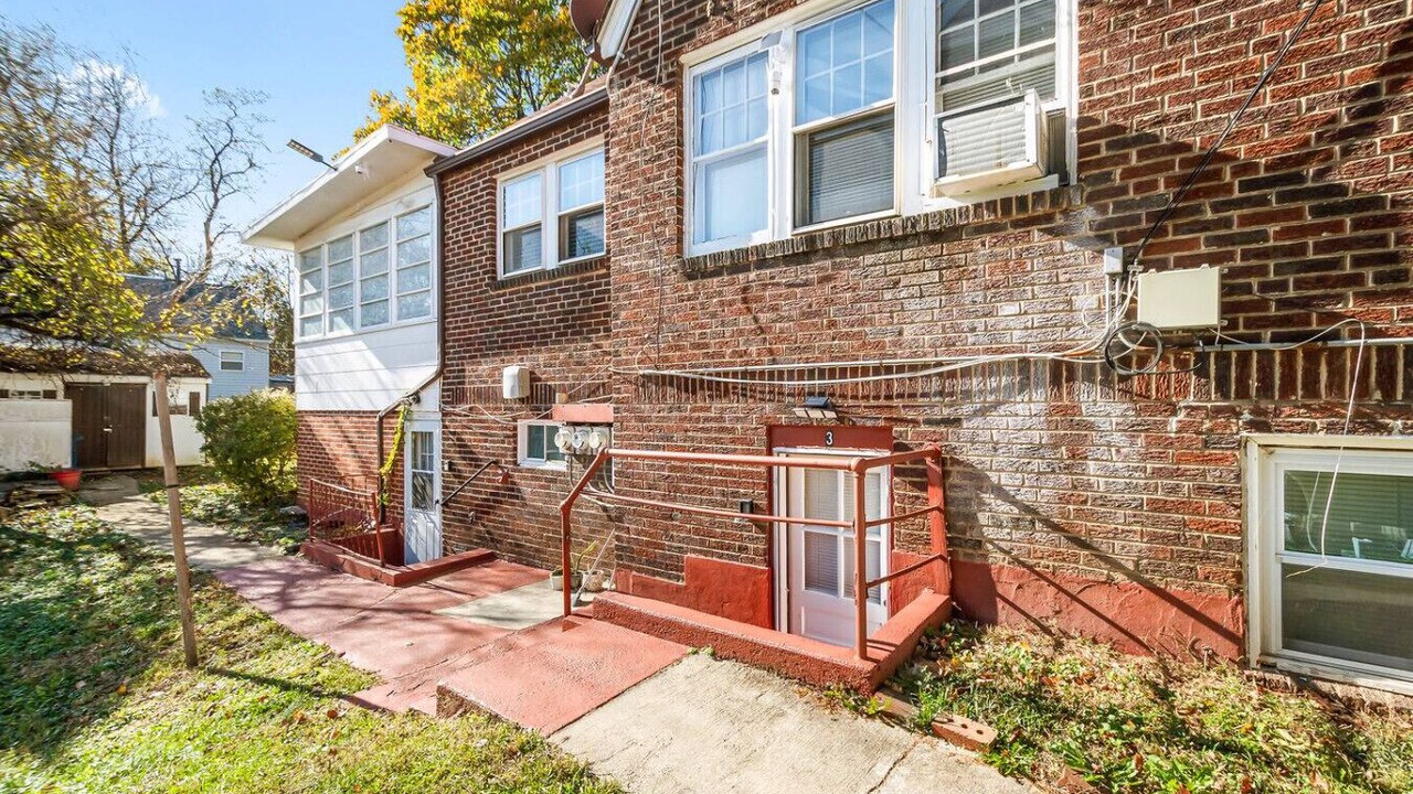 Photo of Outdoor in Takoma Park