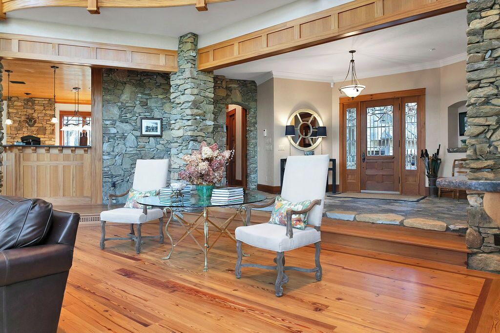 Photo of Others in Lake Toxaway