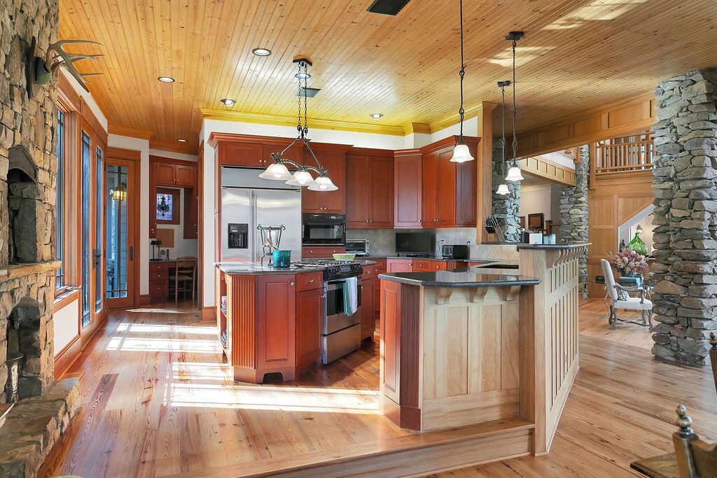 Photo of Kitchen in Lake Toxaway