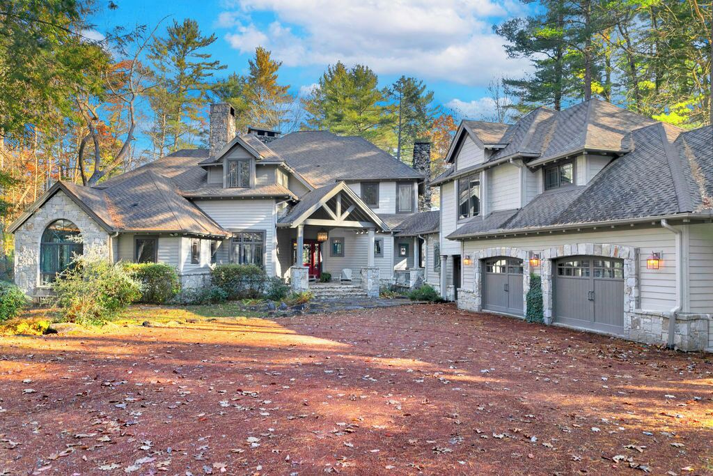 Photo of Outdoor in Lake Toxaway