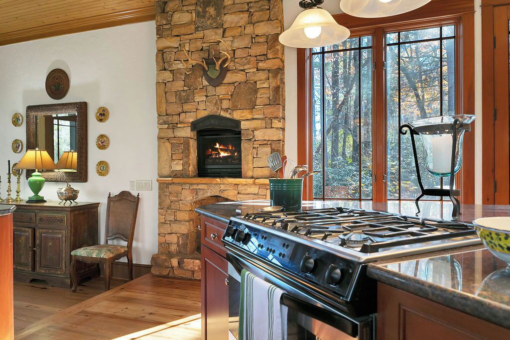 Photo of Kitchen in Lake Toxaway