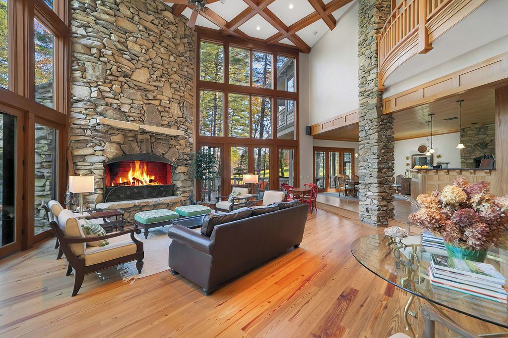 Photo of Others in Lake Toxaway