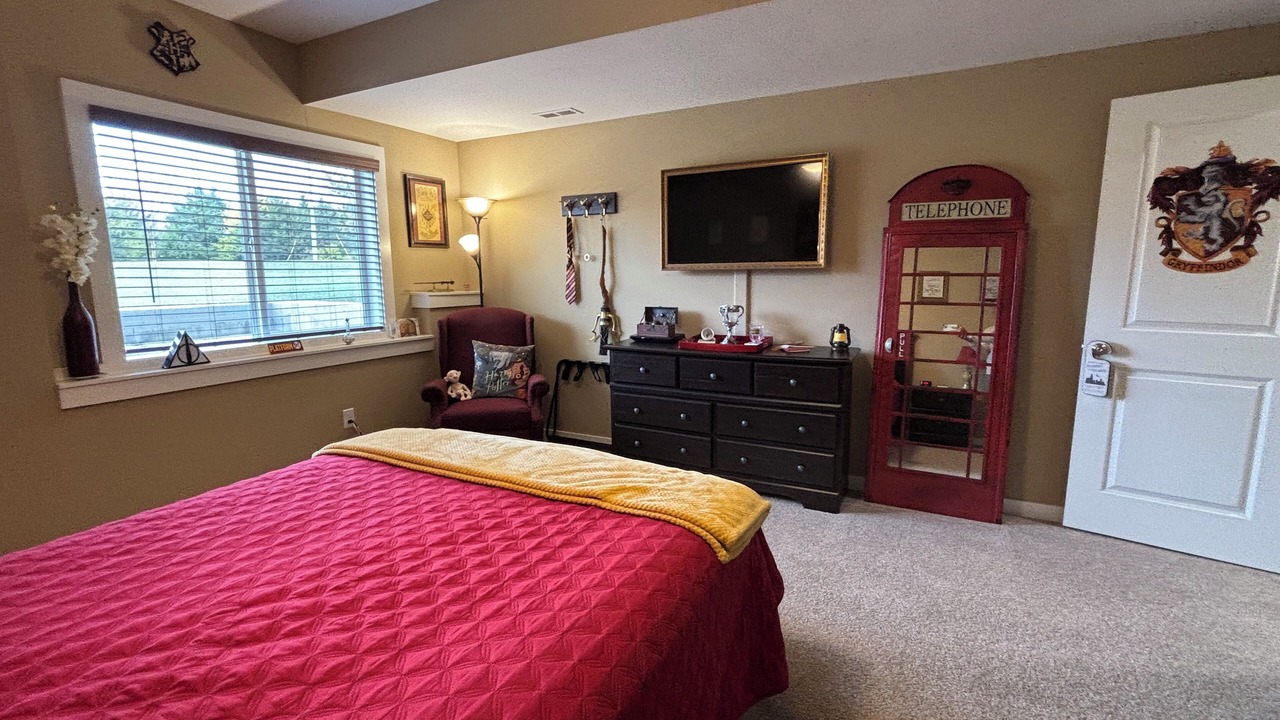 Photo of Bedroom in New Century