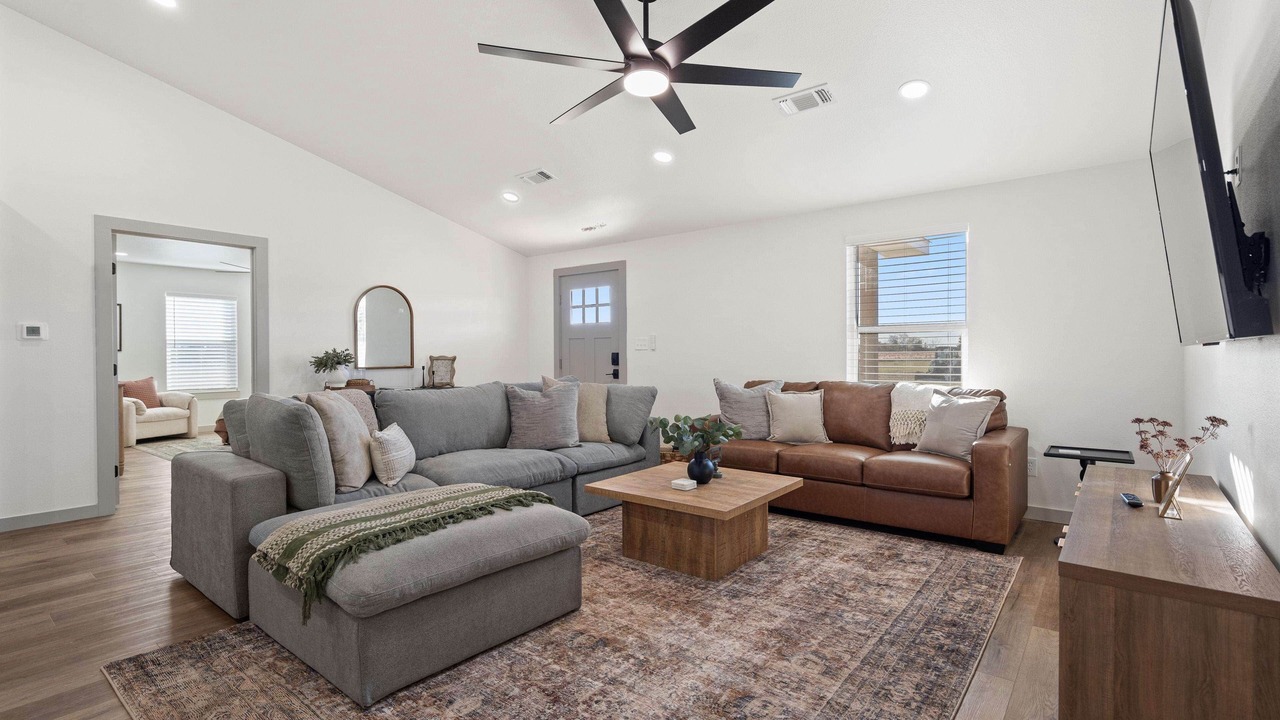 Photo of Livingroom in Thackerville