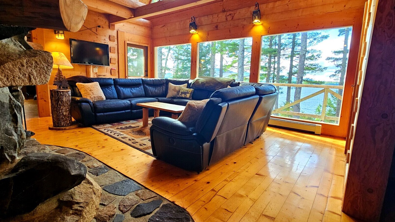 Photo of Livingroom in Beaver Cove