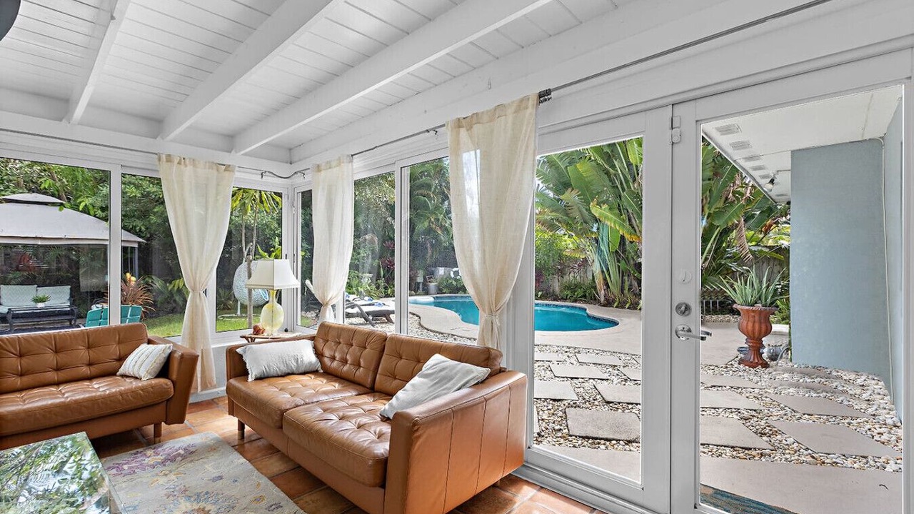 Photo of Livingroom in Wilton Manors