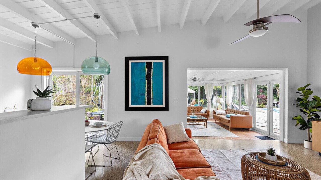 Photo of Livingroom in Wilton Manors