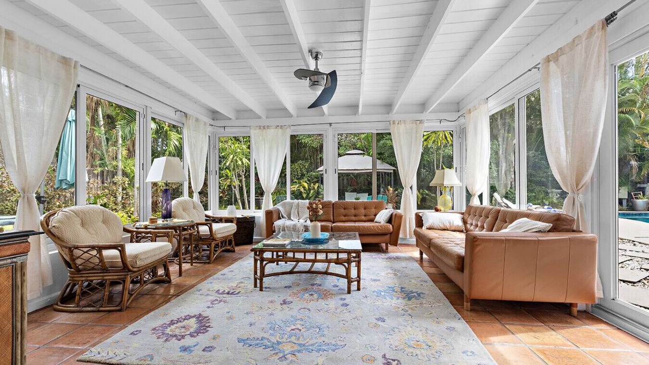Photo of Livingroom in Wilton Manors