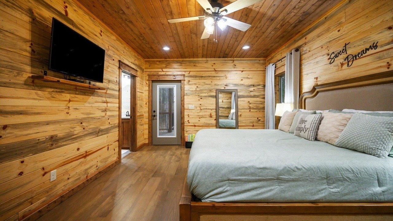 Photo of Bedroom in Pickens