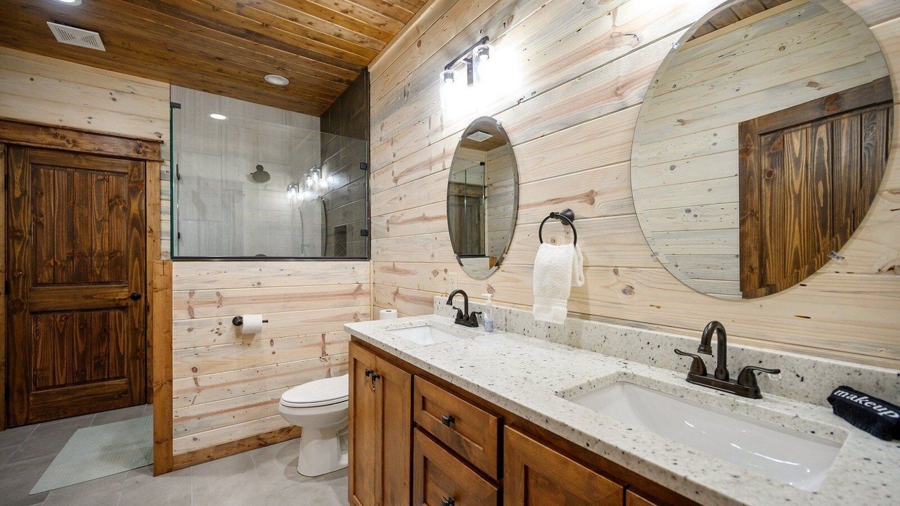 Photo of Bathroom in Pickens